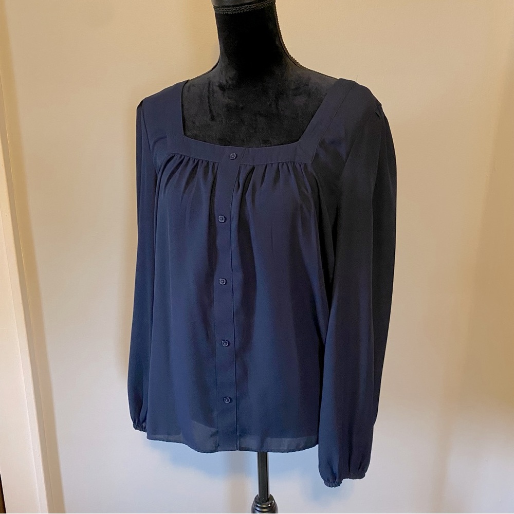 Navy top
